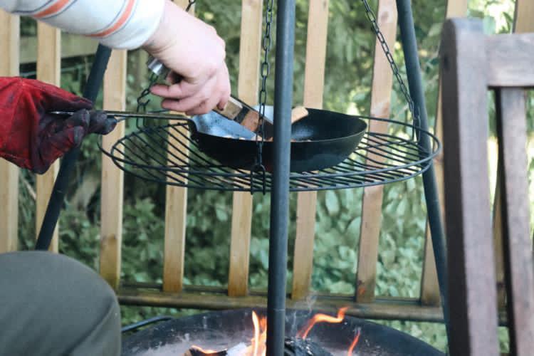 Sugi Wooden Pod Chalet York