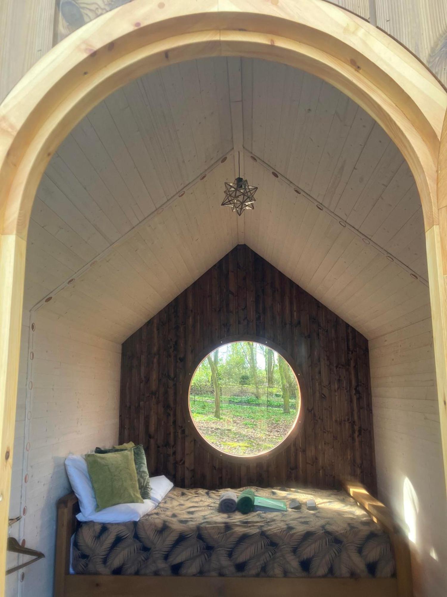 Chalet Sugi Wooden Pod York